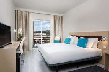 酒店 Tryp by Wyndham Lisboa Caparica Mar