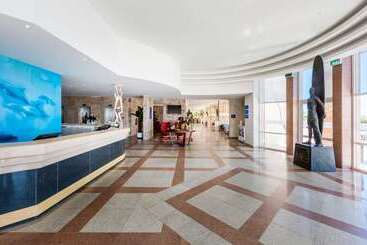 酒店 Tryp by Wyndham Lisboa Caparica Mar