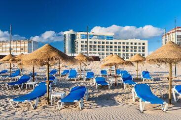 هتل Tryp by Wyndham Lisboa Caparica Mar