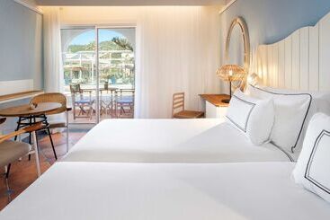 Отель Zahara Resorts & Villas