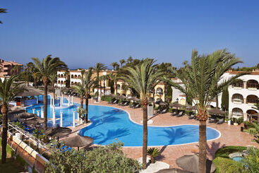 Отель Zahara Resorts & Villas