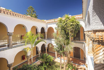 Отель Zahara Resorts & Villas