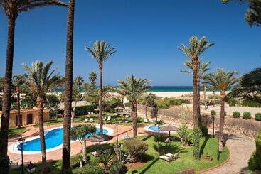 호텔 Zahara Resorts & Villas