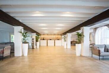 Insotel Tarida Beach Resort & Spa