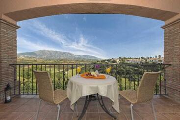 La Cala Resort
