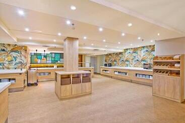 Sunset Beach Club Hotel Apartments