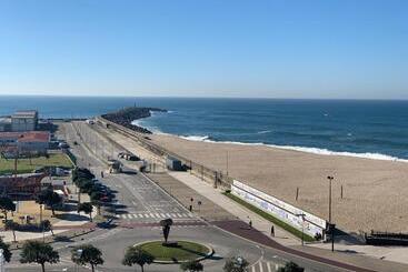 The One Grand Hotel da Póvoa