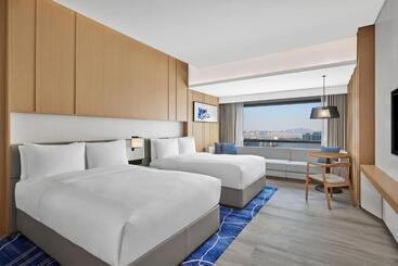 هتل Courtyard By Marriott Xiamen