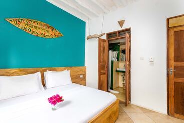 Hotel Pili Pili Beach