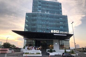 هتل Regatta Stay Kozi Square Kuching