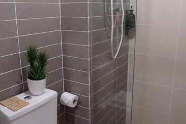 هتل Regatta Stay Kozi Square Kuching