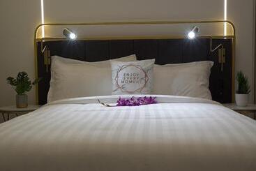 هتل Regatta Stay Kozi Square Kuching