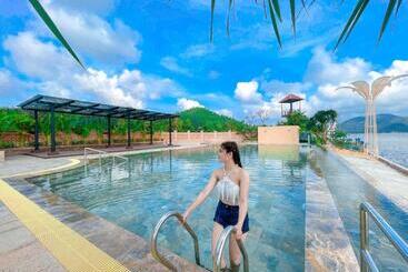 هتل Seagate Bungalow Quy Nhon