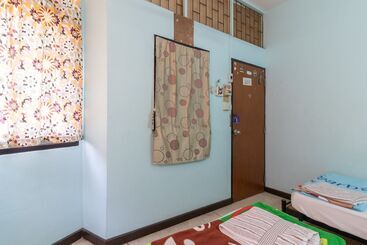 پانسیون 7 Holder Guesthouse