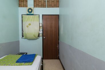 پانسیون 7 Holder Guesthouse