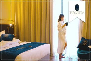 هتل Regatta Stay Kozi Square Kuching