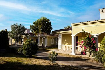 استراحتگاه Anadolu Hotels Didim Club