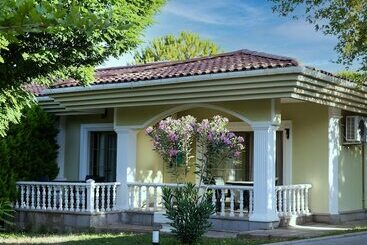 استراحتگاه Anadolu Hotels Didim Club