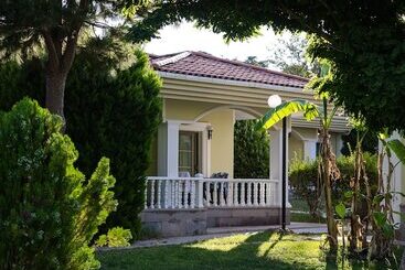 استراحتگاه Anadolu Hotels Didim Club