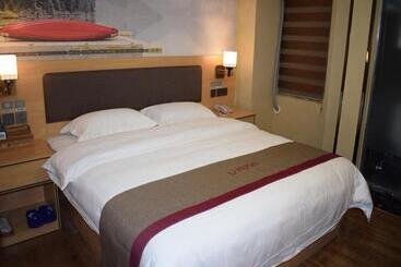 Thank Inn Chain Hotel Henan Zhoukou Chuanhui District Zhoukou Normal University