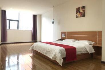 Thank Inn Chain Hotel Hubei Enshi Railway Station