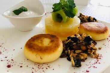 هتل Banqueting & Guest House поместье