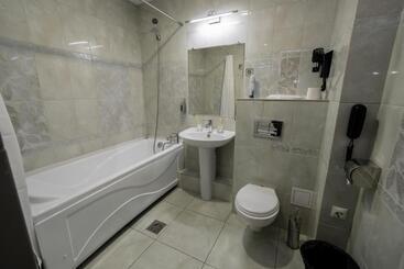 هتل Banqueting & Guest House поместье