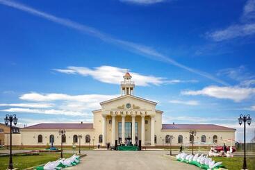 هتل Banqueting & Guest House поместье