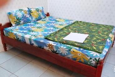 هتل Nhà Nghỉ Vân Anh