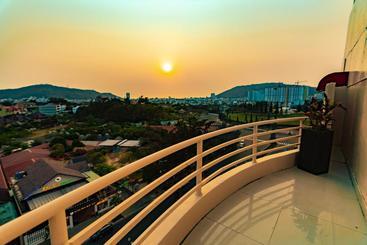 هتل Sun And Sea Leisure