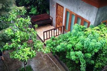 Nawiengkae Riverview Resort