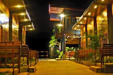 Nawiengkae Riverview Resort