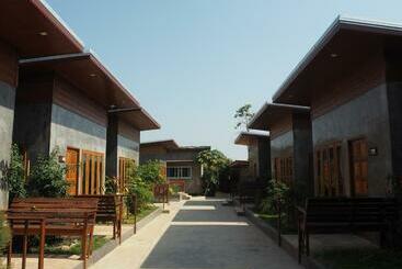 Nawiengkae Riverview Resort