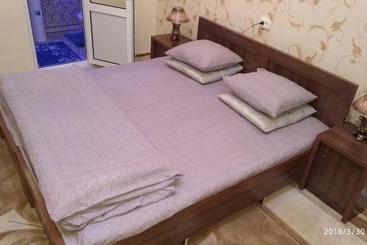 پانسیون Faride Guest House