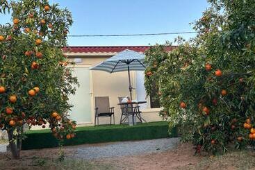 پانسیون Naseem Country House
