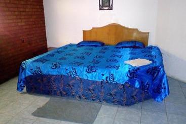 فندق صغير лавка власова