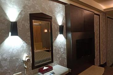 Xin Yuan Motel