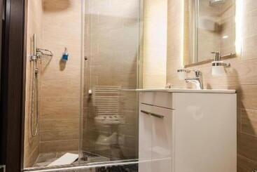 هاستل Centrum Sobe Rooms čačak