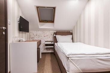 هاستل Centrum Sobe Rooms čačak