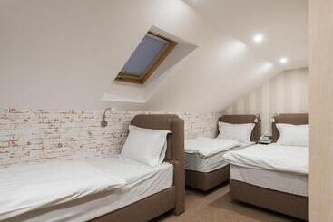 هاستل Centrum Sobe Rooms čačak