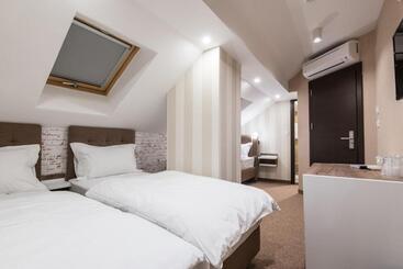 هاستل Centrum Sobe Rooms čačak