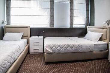 هاستل Centrum Sobe Rooms čačak