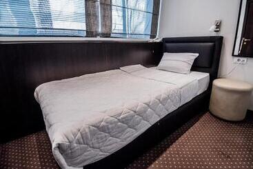 هاستل Centrum Sobe Rooms čačak