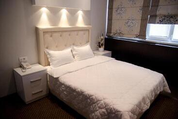 هاستل Centrum Sobe Rooms čačak
