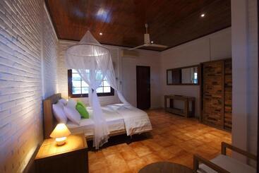 هتل Amrita Maumere Resort