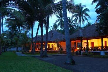 هتل Amrita Maumere Resort