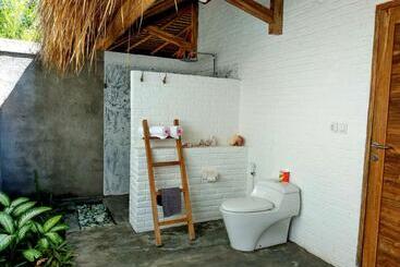هتل Amrita Maumere Resort