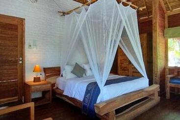 هتل Amrita Maumere Resort
