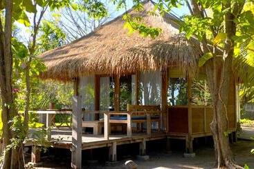 هتل Amrita Maumere Resort