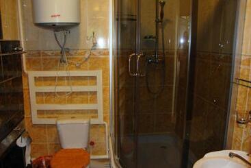 پانسیون Guest House Vip